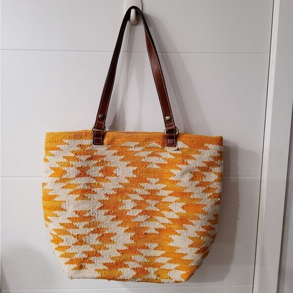 Patricia Nash Woven Chennai Tote - Picture 5 of 14